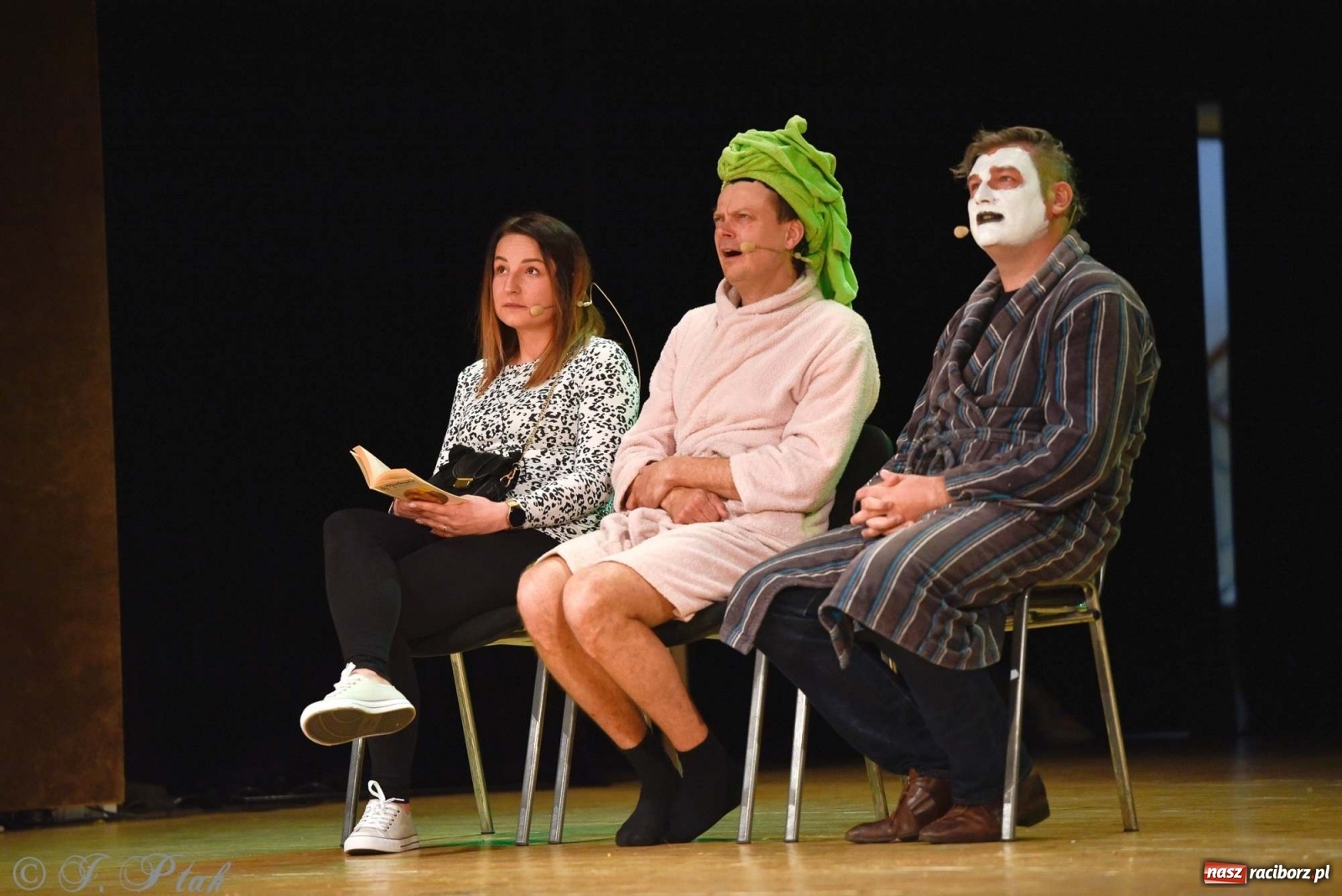 Zdjęcie w galerii na portalu naszraciborz.pl: Kabaret Smile z nowym programem w Raciborzu wiadomości z regionu