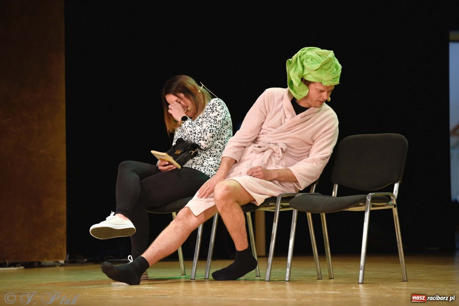 Zdjęcie w galerii na portalu naszraciborz.pl: Kabaret Smile z nowym programem w Raciborzu wiadomości z regionu