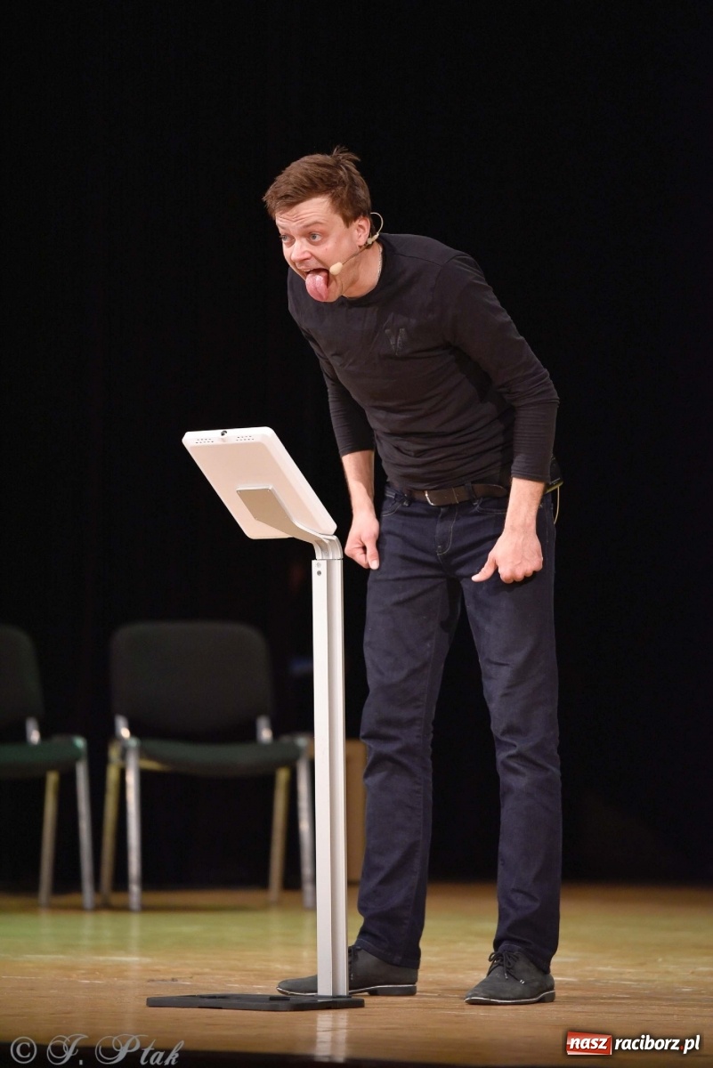 Zdjęcie w galerii na portalu naszraciborz.pl: Kabaret Smile z nowym programem w Raciborzu wiadomości z regionu