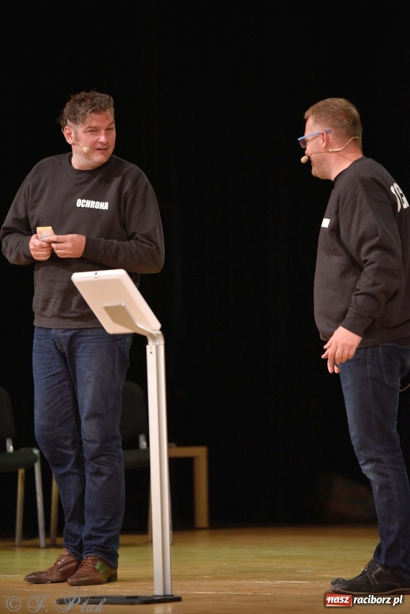 Zdjęcie w galerii na portalu naszraciborz.pl: Kabaret Smile z nowym programem w Raciborzu wiadomości z regionu