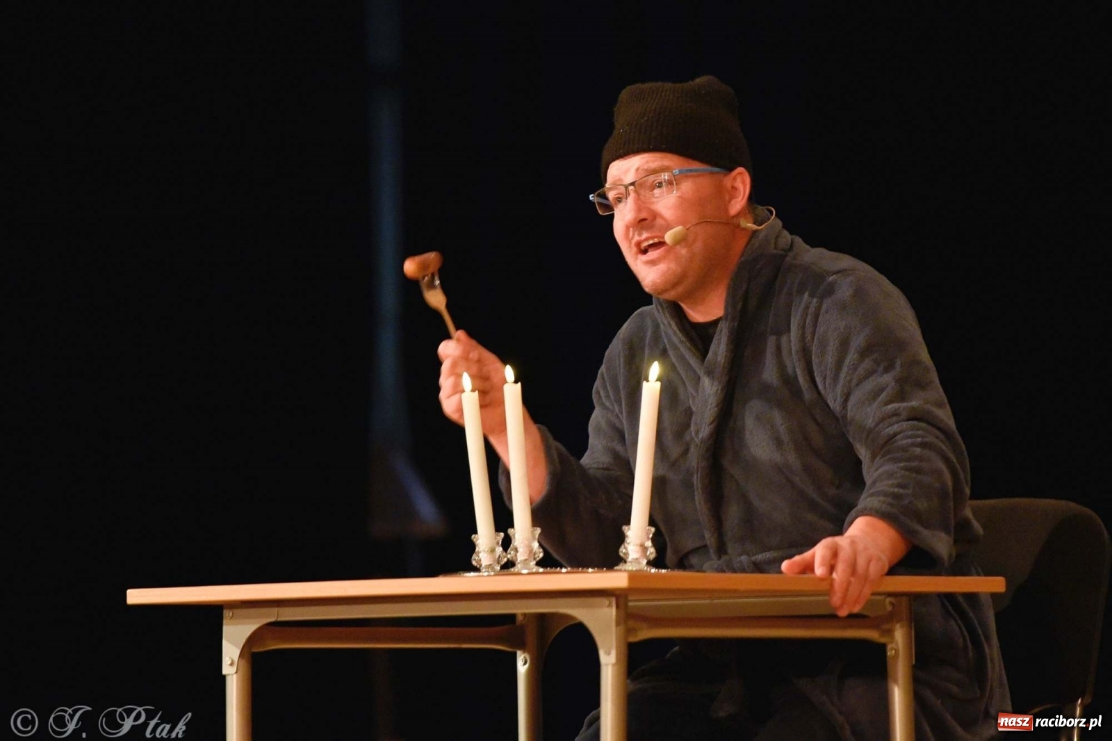 Zdjęcie w galerii na portalu naszraciborz.pl: Kabaret Smile z nowym programem w Raciborzu wiadomości z regionu