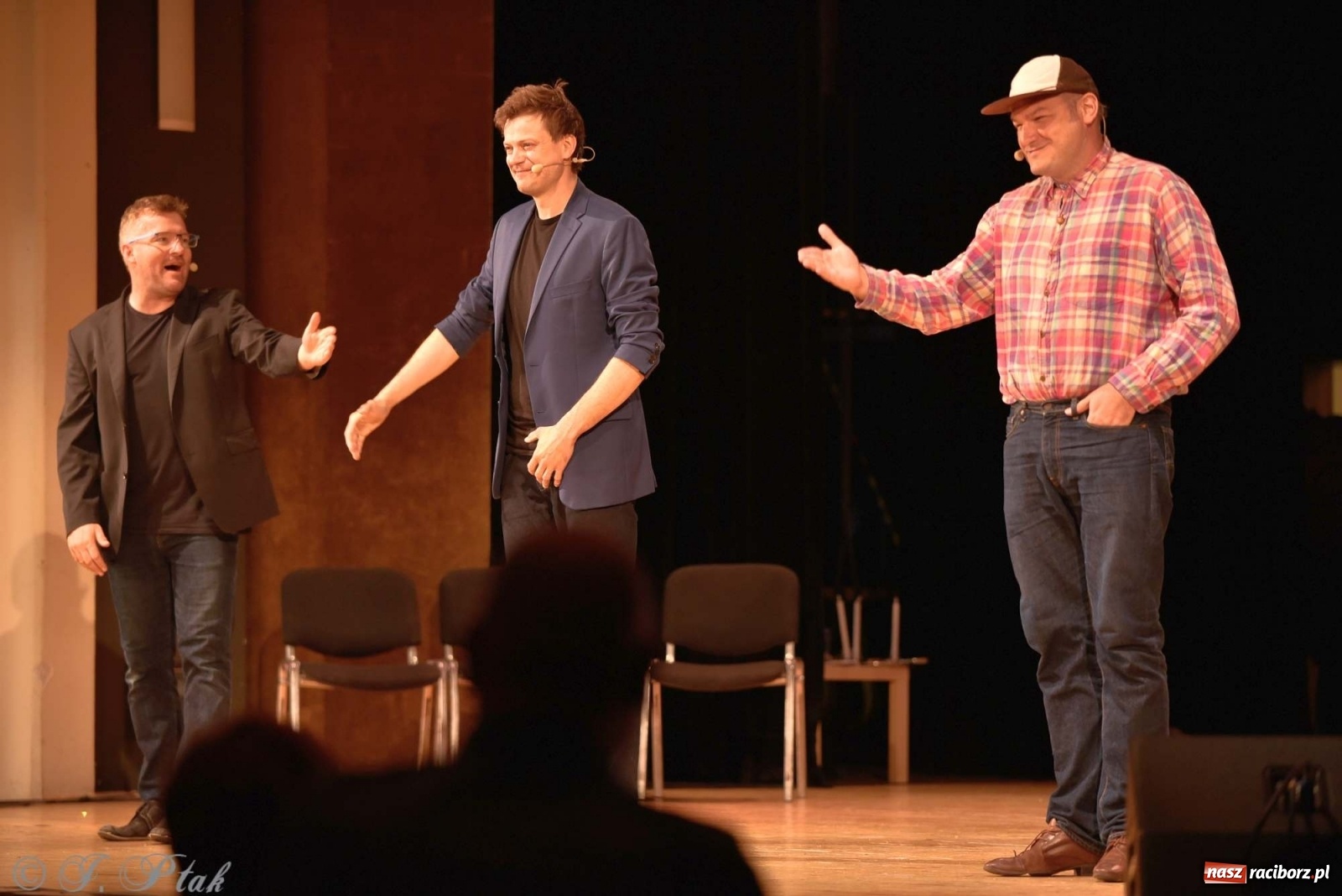 Zdjęcie w galerii na portalu naszraciborz.pl: Kabaret Smile z nowym programem w Raciborzu wiadomości z regionu