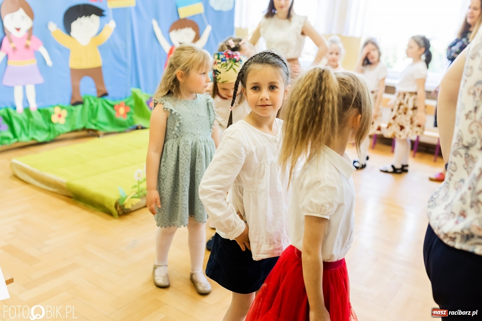 Zdjęcie w galerii na portalu naszraciborz.pl: Mali Poligloci w Przedszkolu nr 11 wiadomości z regionu