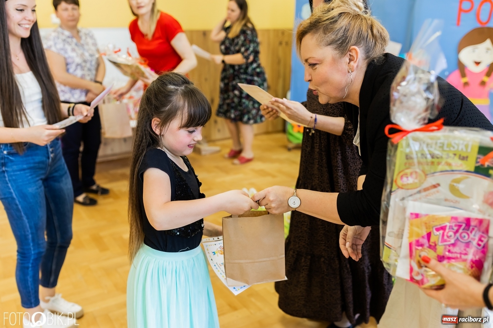 Zdjęcie w galerii na portalu naszraciborz.pl: Mali Poligloci w Przedszkolu nr 11 wiadomości z regionu