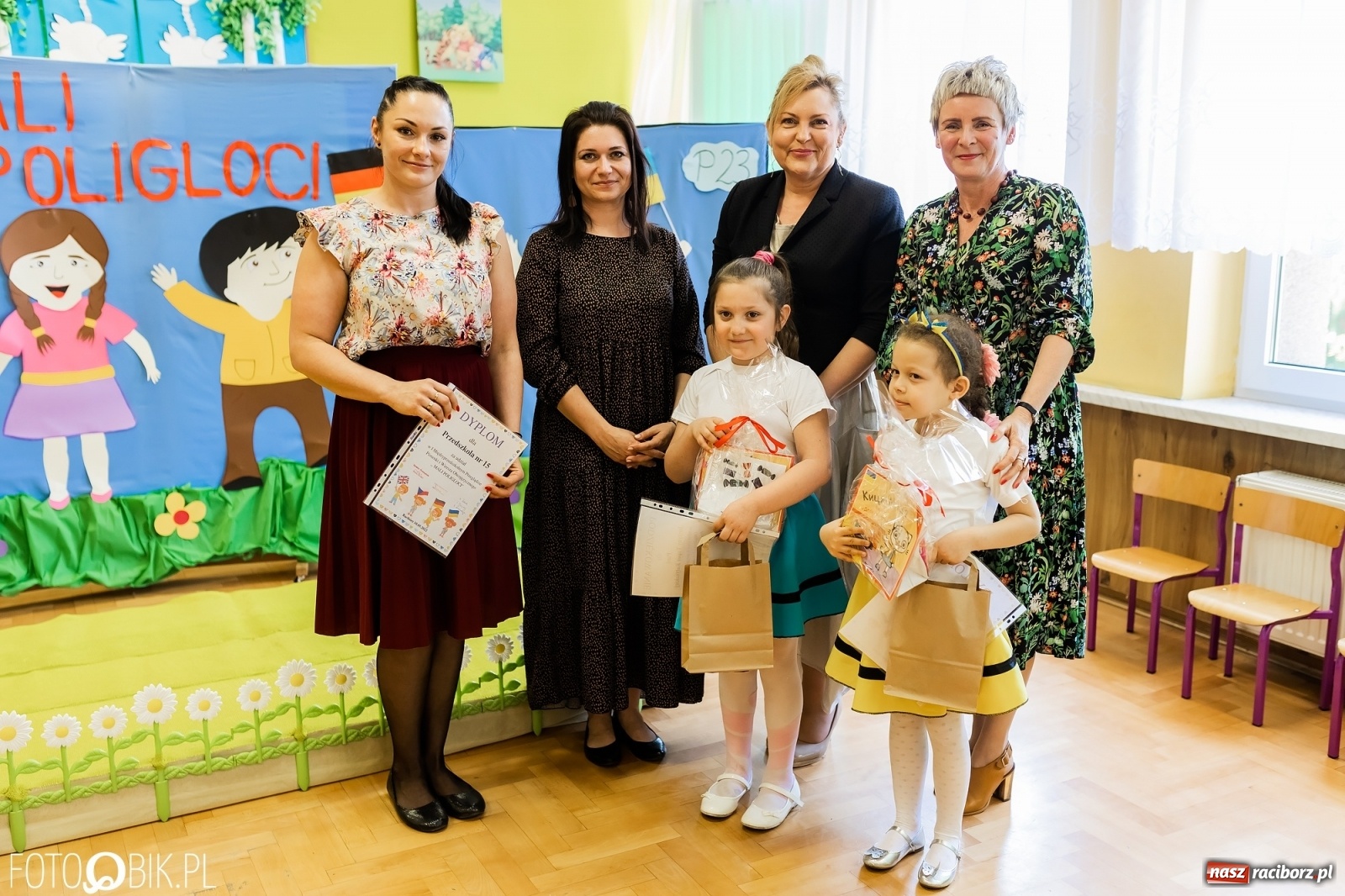 Zdjęcie w galerii na portalu naszraciborz.pl: Mali Poligloci w Przedszkolu nr 11 wiadomości z regionu