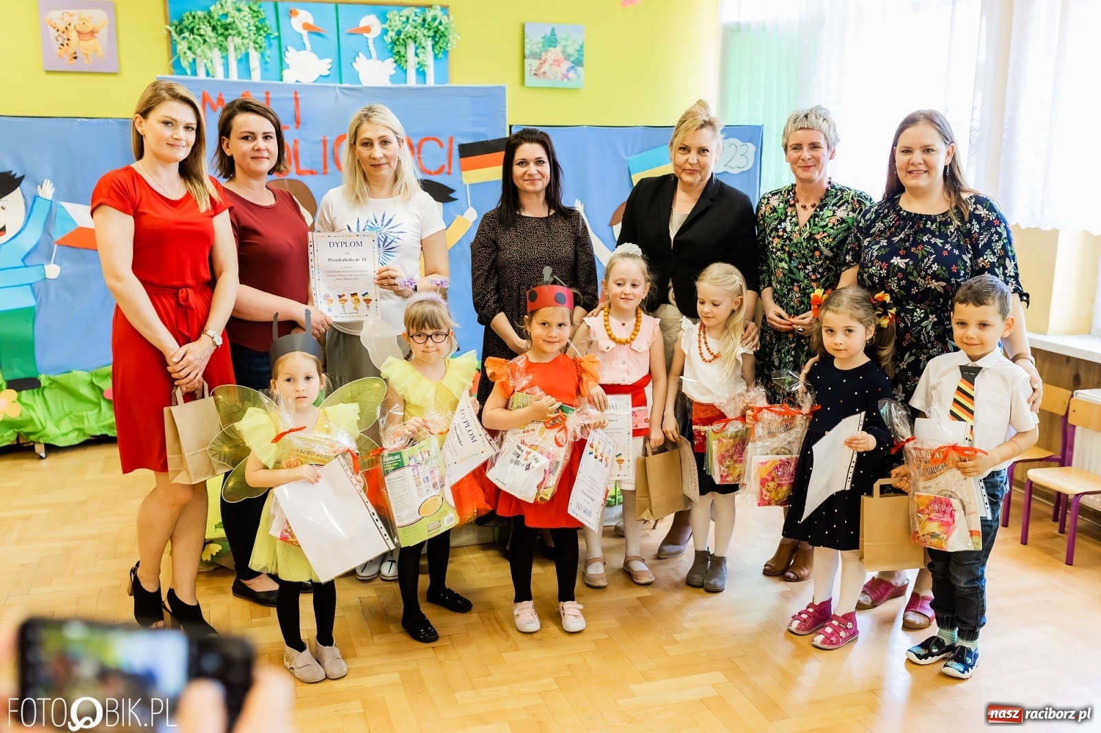 Zdjęcie w galerii na portalu naszraciborz.pl: Mali Poligloci w Przedszkolu nr 11 wiadomości z regionu