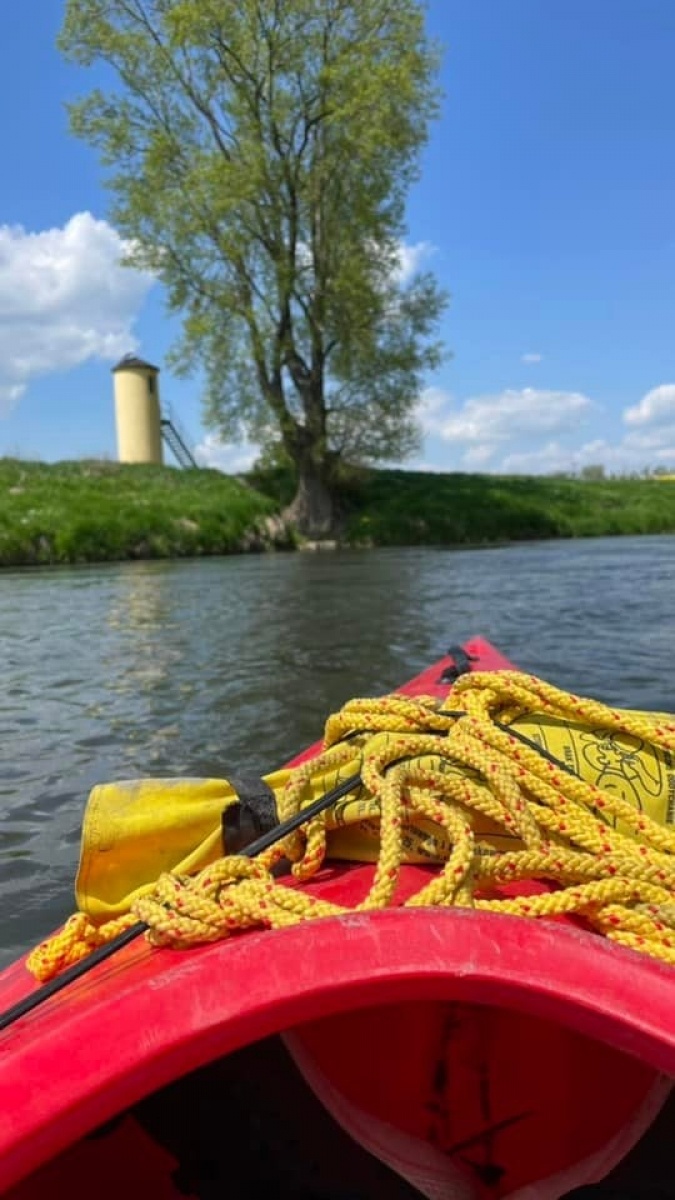 Zdjęcie w galerii na portalu naszraciborz.pl: Pływające śmieciarki na Odrze. Ekologiczna akcja w Raciborzu [FOTO] wiadomości z regionu