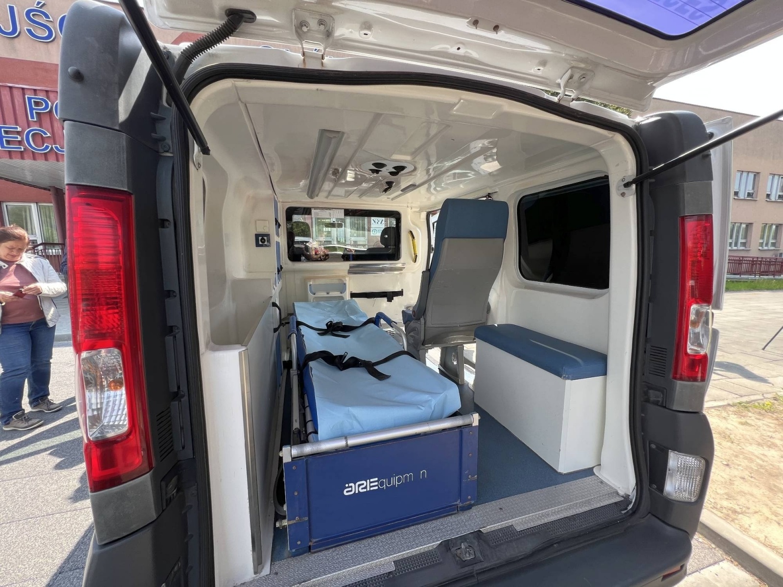 Zdjęcie w galerii na portalu naszraciborz.pl: Karetka z Raciborza dotarła do Iwano-Frankiwska wiadomości z regionu