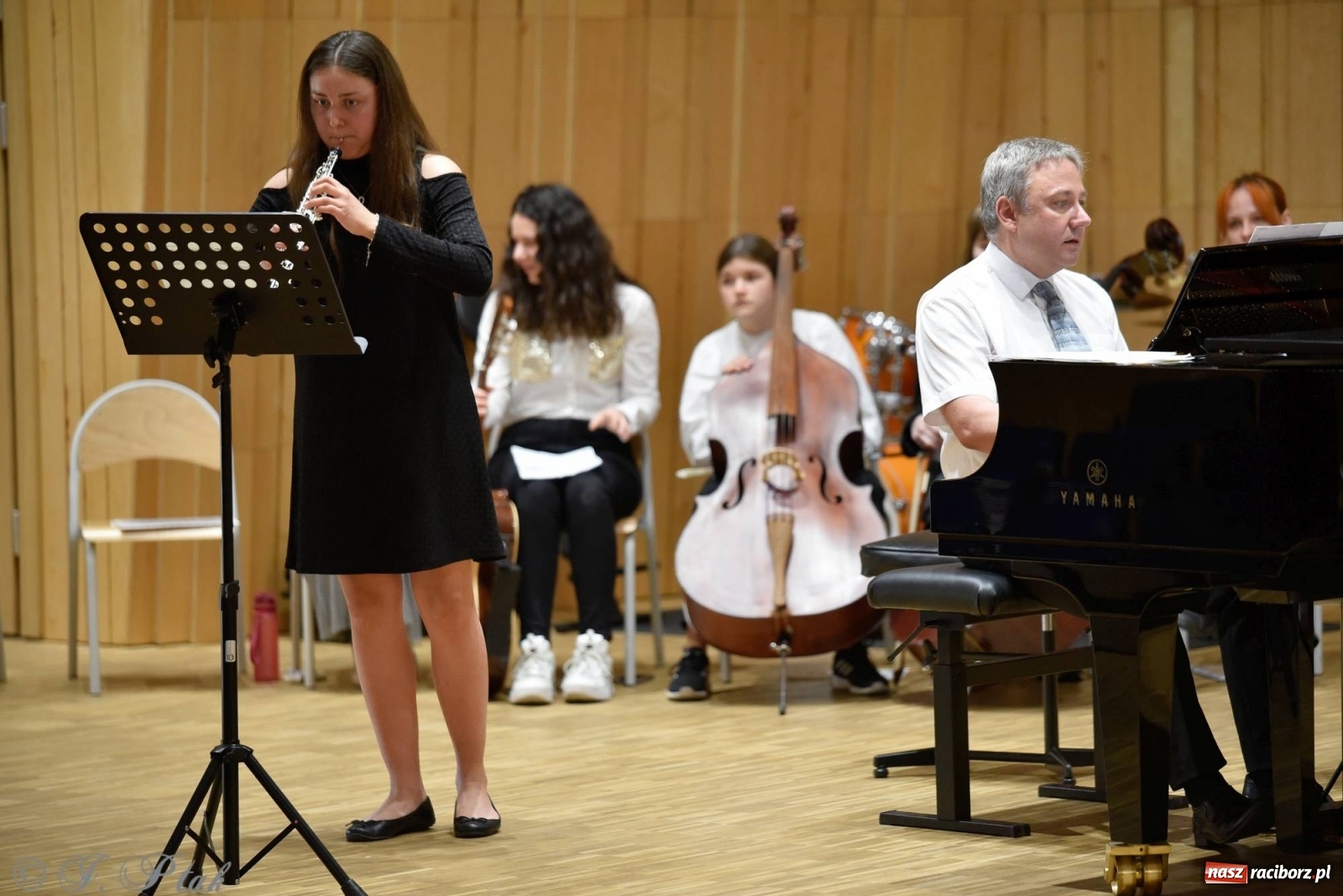 Zdjęcie w galerii na portalu naszraciborz.pl: Wyjątkowi goście w murach szkoły muzycznej [FOTO i WIDEO] wiadomości z regionu