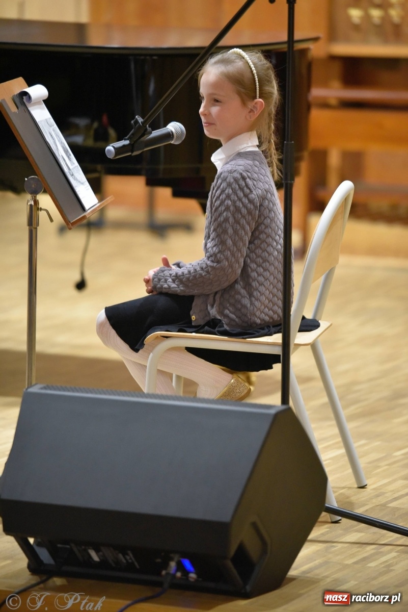 Zdjęcie w galerii na portalu naszraciborz.pl: Wyjątkowi goście w murach szkoły muzycznej [FOTO i WIDEO] wiadomości z regionu