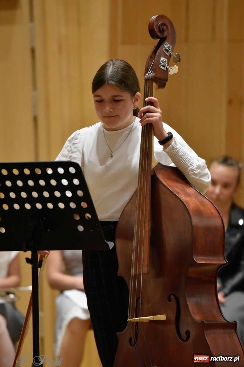 Zdjęcie w galerii na portalu naszraciborz.pl: Wyjątkowi goście w murach szkoły muzycznej [FOTO i WIDEO] wiadomości z regionu