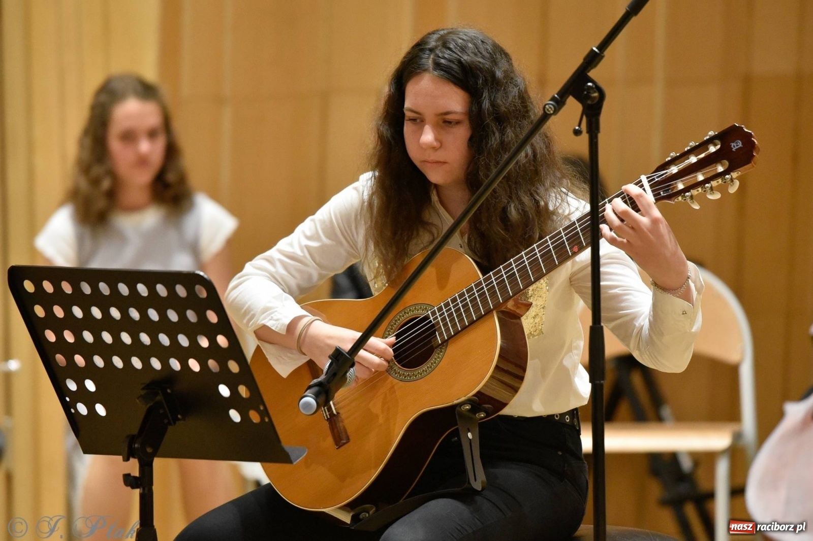 Zdjęcie w galerii na portalu naszraciborz.pl: Wyjątkowi goście w murach szkoły muzycznej [FOTO i WIDEO] wiadomości z regionu