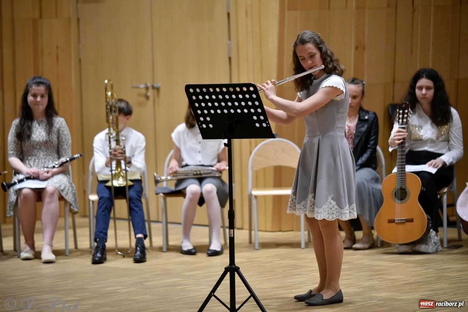 Zdjęcie w galerii na portalu naszraciborz.pl: Wyjątkowi goście w murach szkoły muzycznej [FOTO i WIDEO] wiadomości z regionu
