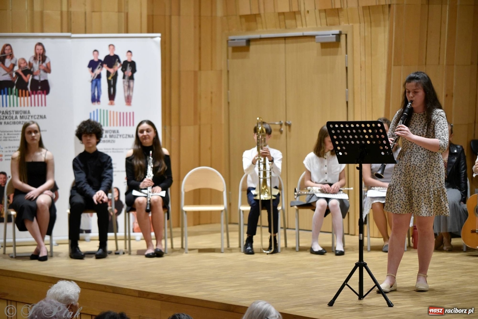 Zdjęcie w galerii na portalu naszraciborz.pl: Wyjątkowi goście w murach szkoły muzycznej [FOTO i WIDEO] wiadomości z regionu