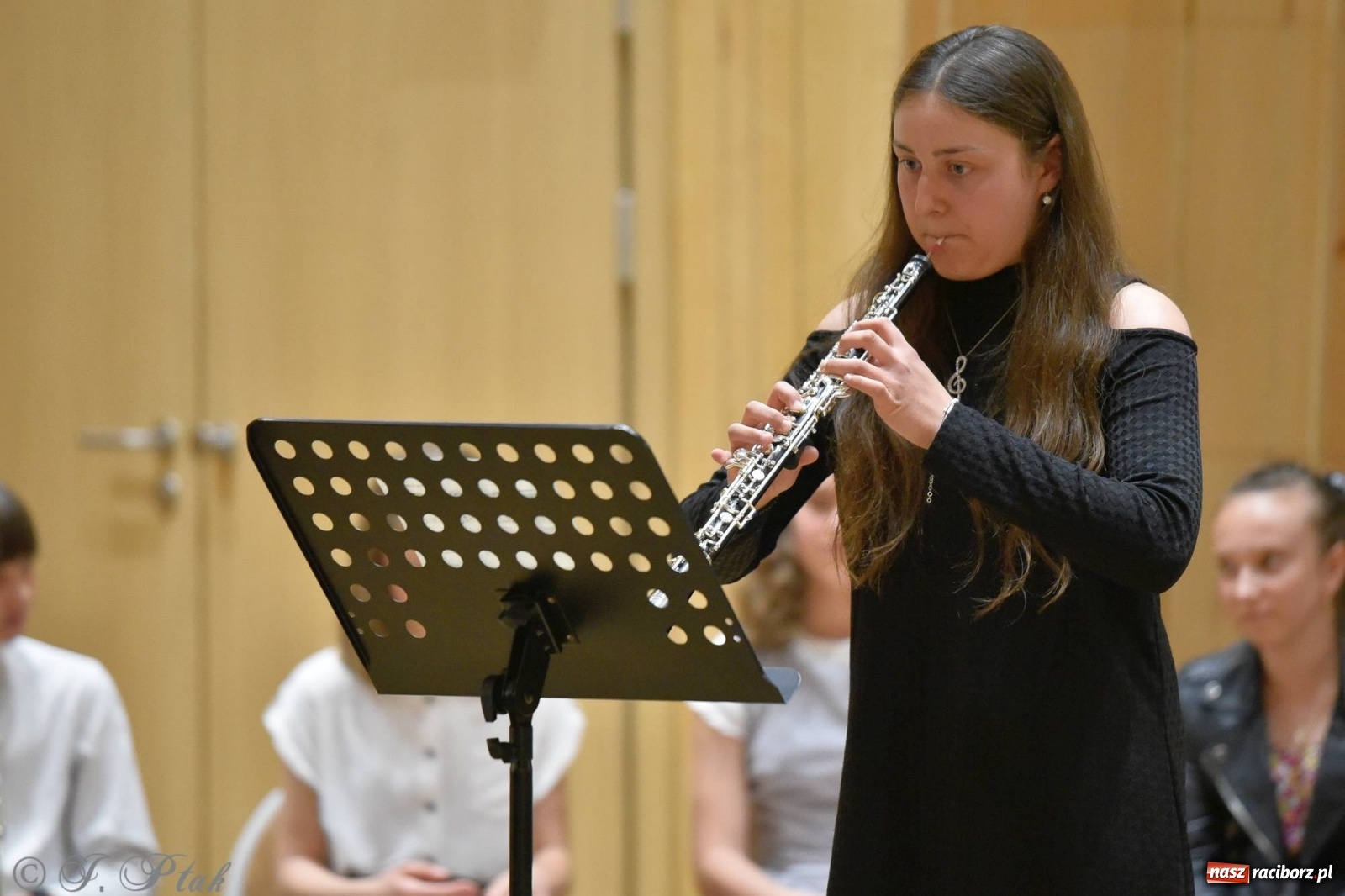 Zdjęcie w galerii na portalu naszraciborz.pl: Wyjątkowi goście w murach szkoły muzycznej [FOTO i WIDEO] wiadomości z regionu
