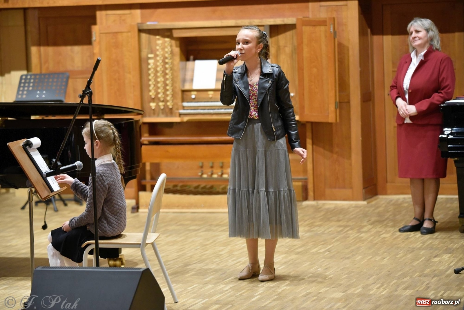 Zdjęcie w galerii na portalu naszraciborz.pl: Wyjątkowi goście w murach szkoły muzycznej [FOTO i WIDEO] wiadomości z regionu