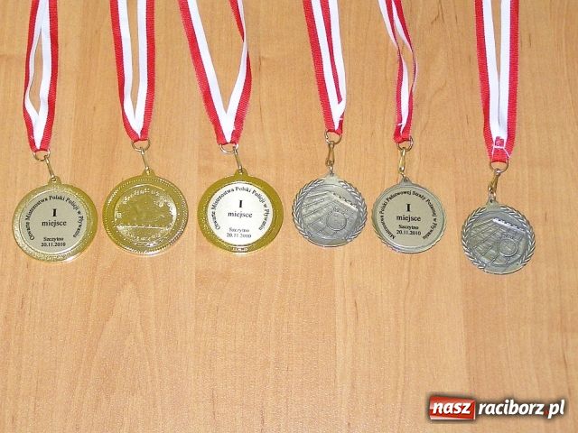 Zdjęcie w galerii na portalu naszraciborz.pl: Przywiózł sześć złotych medali wiadomości z regionu