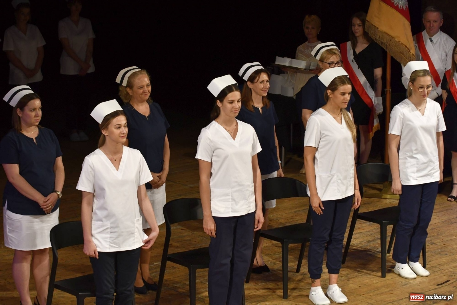 Zdjęcie w galerii na portalu naszraciborz.pl: Czepkowanie studentek pielęgniarstwa raciborskiej PWSZ [FOTO i WIDEO] wiadomości z regionu