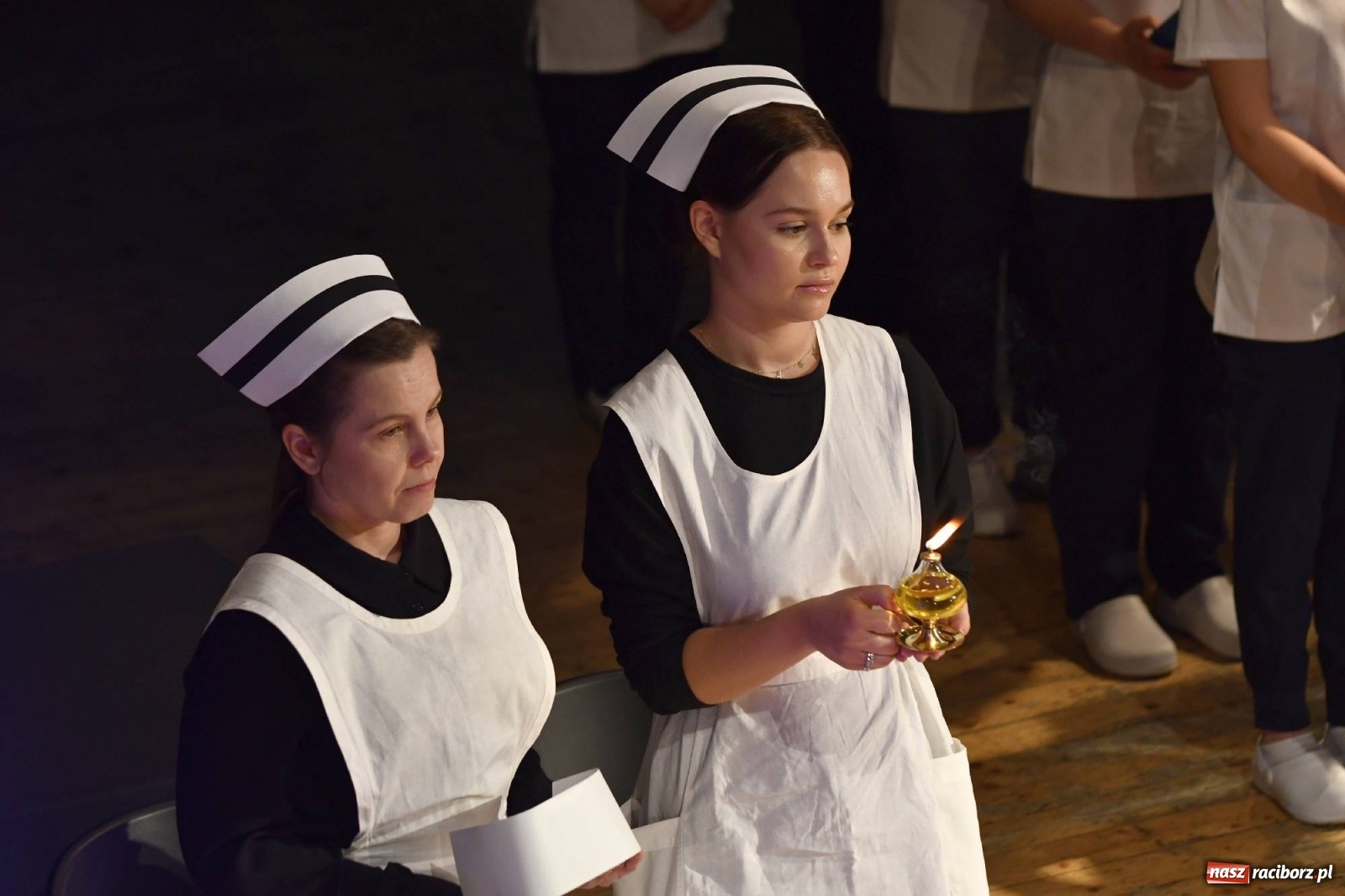 Zdjęcie w galerii na portalu naszraciborz.pl: Czepkowanie studentek pielęgniarstwa raciborskiej PWSZ [FOTO i WIDEO] wiadomości z regionu