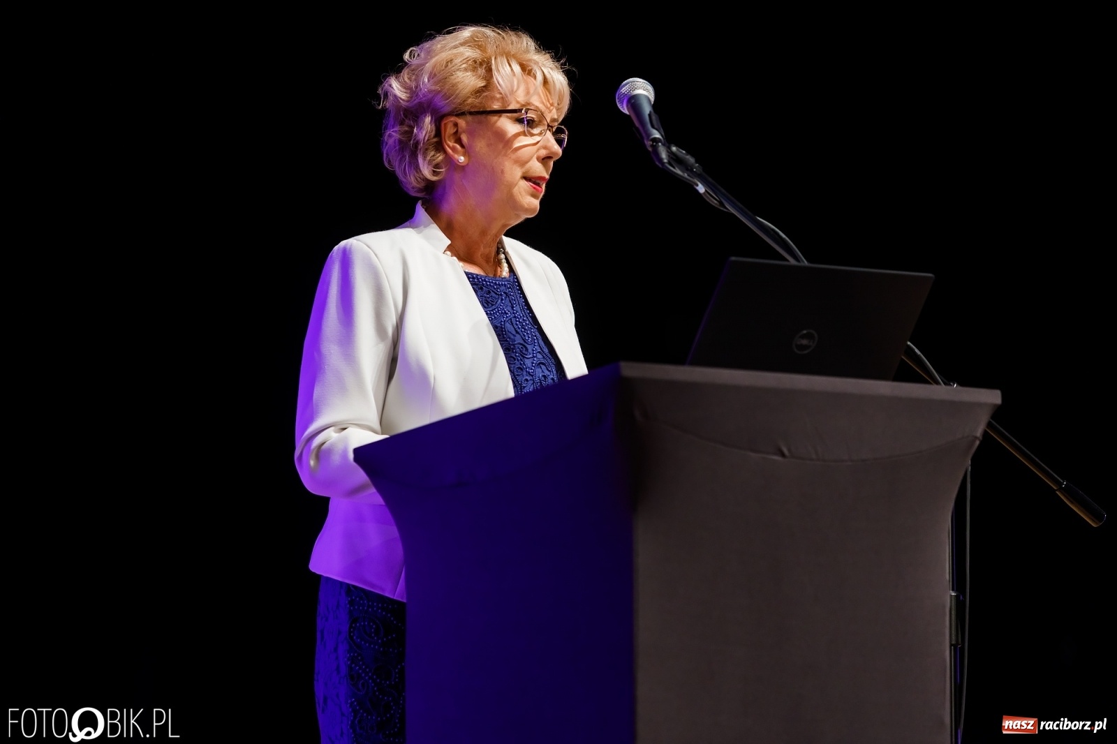 Zdjęcie w galerii na portalu naszraciborz.pl: Czepkowanie studentek pielęgniarstwa raciborskiej PWSZ [FOTO i WIDEO] wiadomości z regionu