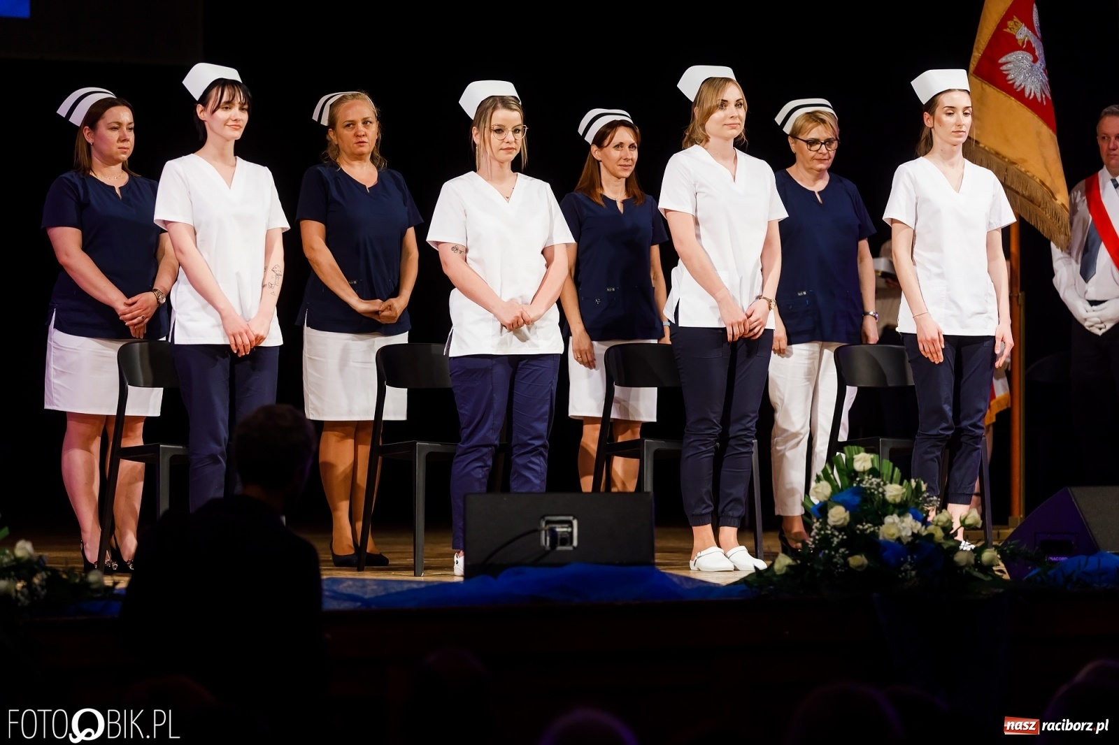 Zdjęcie w galerii na portalu naszraciborz.pl: Czepkowanie studentek pielęgniarstwa raciborskiej PWSZ [FOTO i WIDEO] wiadomości z regionu