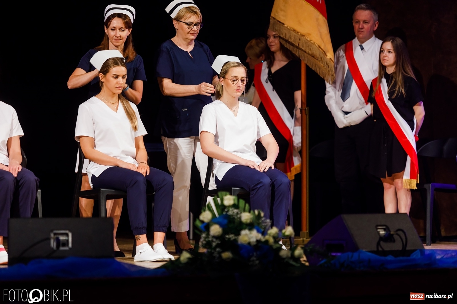 Zdjęcie w galerii na portalu naszraciborz.pl: Czepkowanie studentek pielęgniarstwa raciborskiej PWSZ [FOTO i WIDEO] wiadomości z regionu