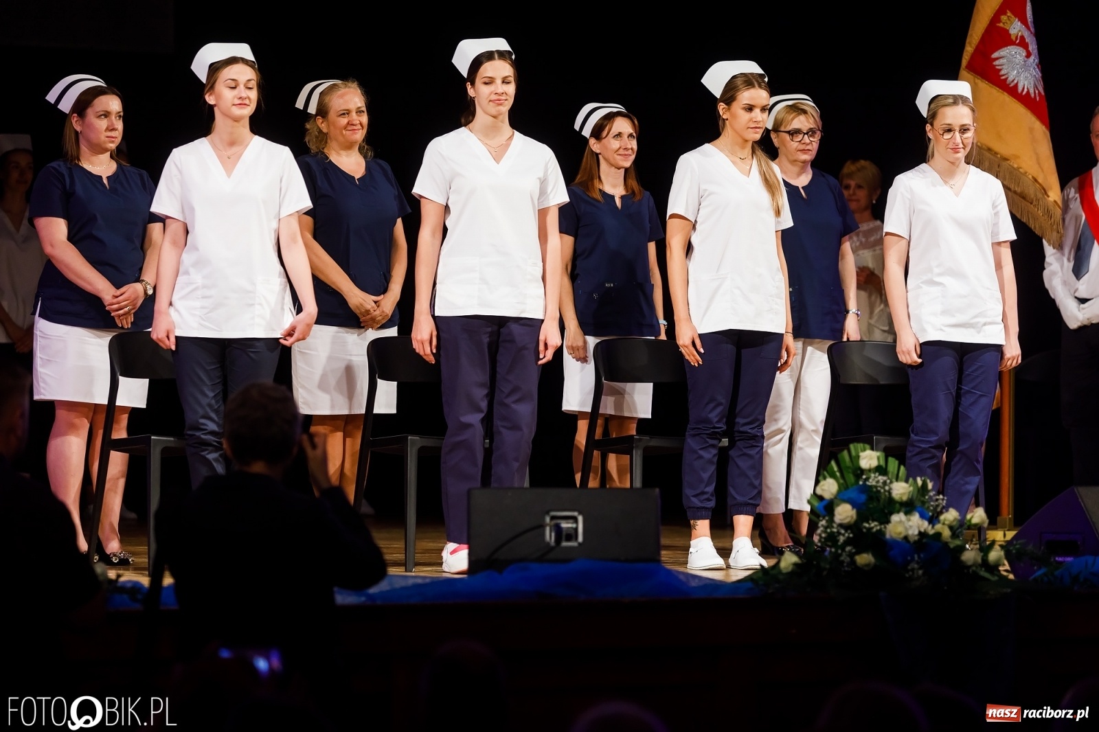 Zdjęcie w galerii na portalu naszraciborz.pl: Czepkowanie studentek pielęgniarstwa raciborskiej PWSZ [FOTO i WIDEO] wiadomości z regionu