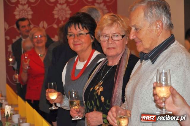 Zdjęcie w galerii na portalu naszraciborz.pl: Seniorzy dostali po grosiku... wiadomości z regionu