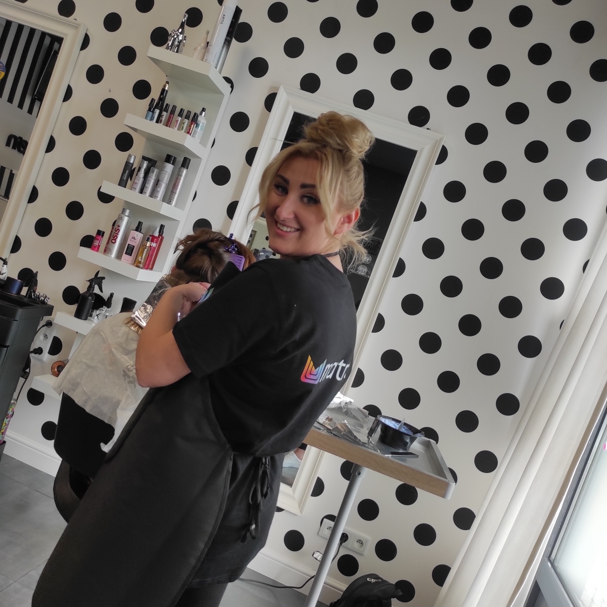 Zdjęcie w galerii na portalu naszraciborz.pl: Uroczyste otwarcie salonu fryzjerskiego La Tresse Natalia Jarząbek wiadomości z regionu