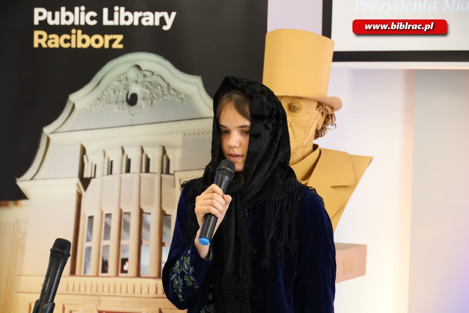 Zdjęcie w galerii na portalu naszraciborz.pl: Ślonsko godka w raciborskiej bibliotece wiadomości z regionu