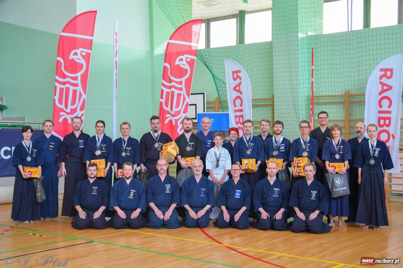 Zdjęcie w galerii na portalu naszraciborz.pl: W arenie przy Łąkowej trwają mistrzostwa Polski w Jodo i Iaido [FOTO] wiadomości z regionu