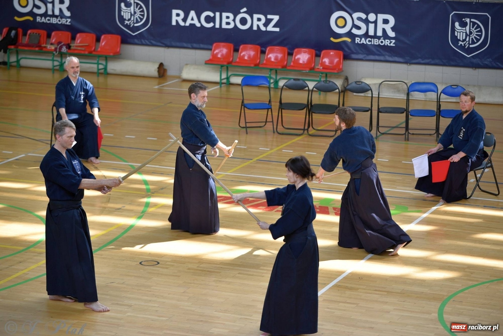 Zdjęcie w galerii na portalu naszraciborz.pl: W arenie przy Łąkowej trwają mistrzostwa Polski w Jodo i Iaido [FOTO] wiadomości z regionu