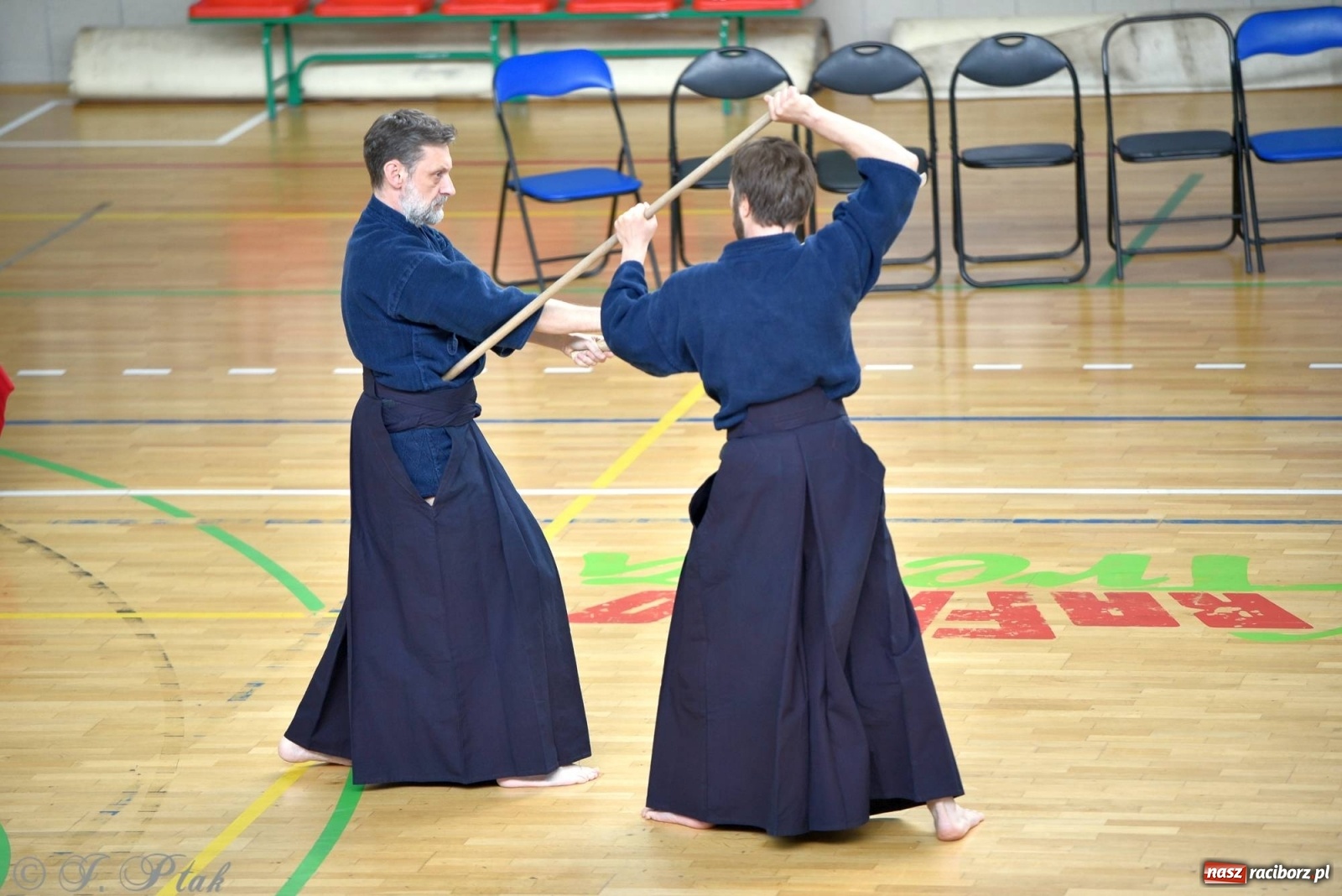 Zdjęcie w galerii na portalu naszraciborz.pl: W arenie przy Łąkowej trwają mistrzostwa Polski w Jodo i Iaido [FOTO] wiadomości z regionu