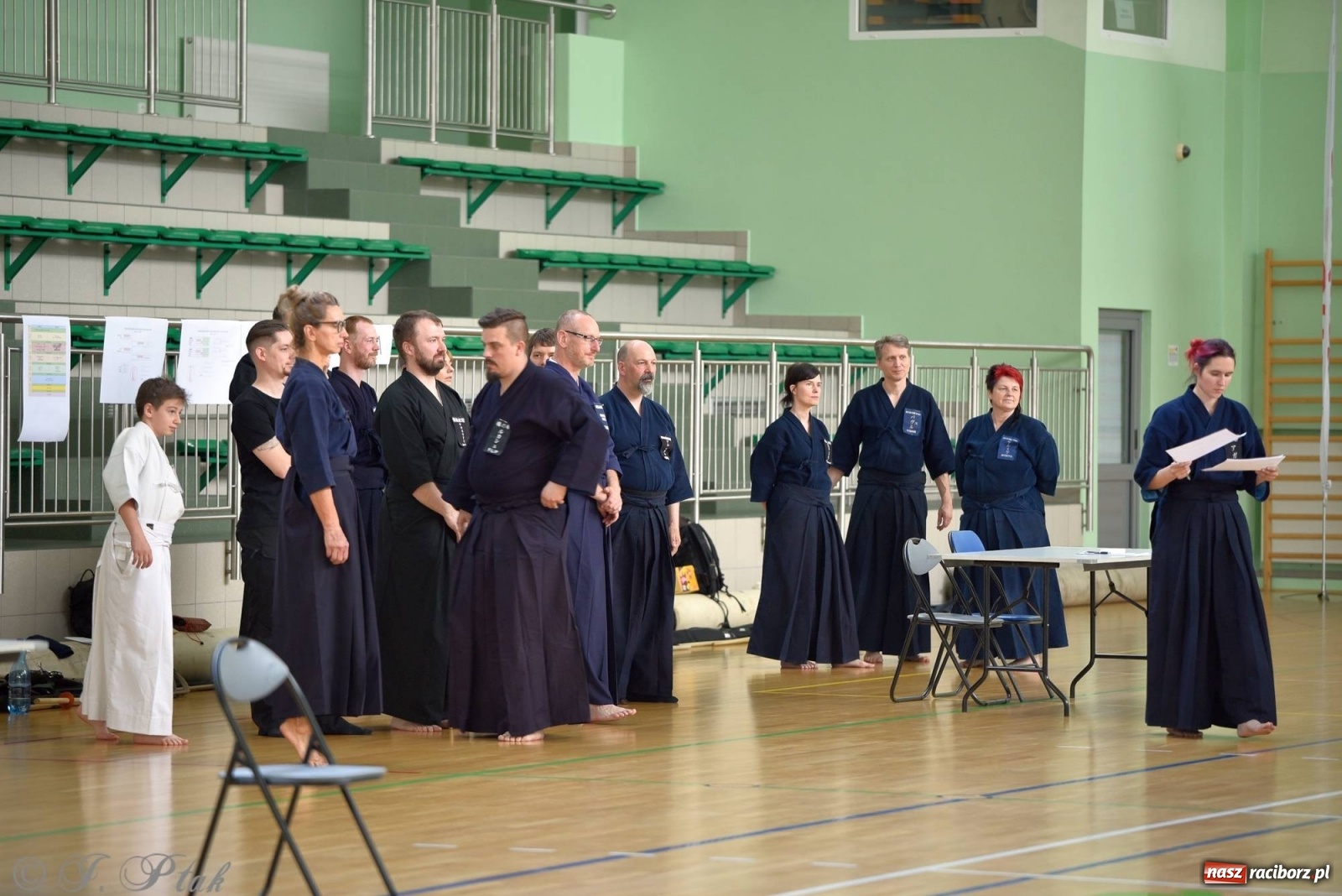 Zdjęcie w galerii na portalu naszraciborz.pl: W arenie przy Łąkowej trwają mistrzostwa Polski w Jodo i Iaido [FOTO] wiadomości z regionu