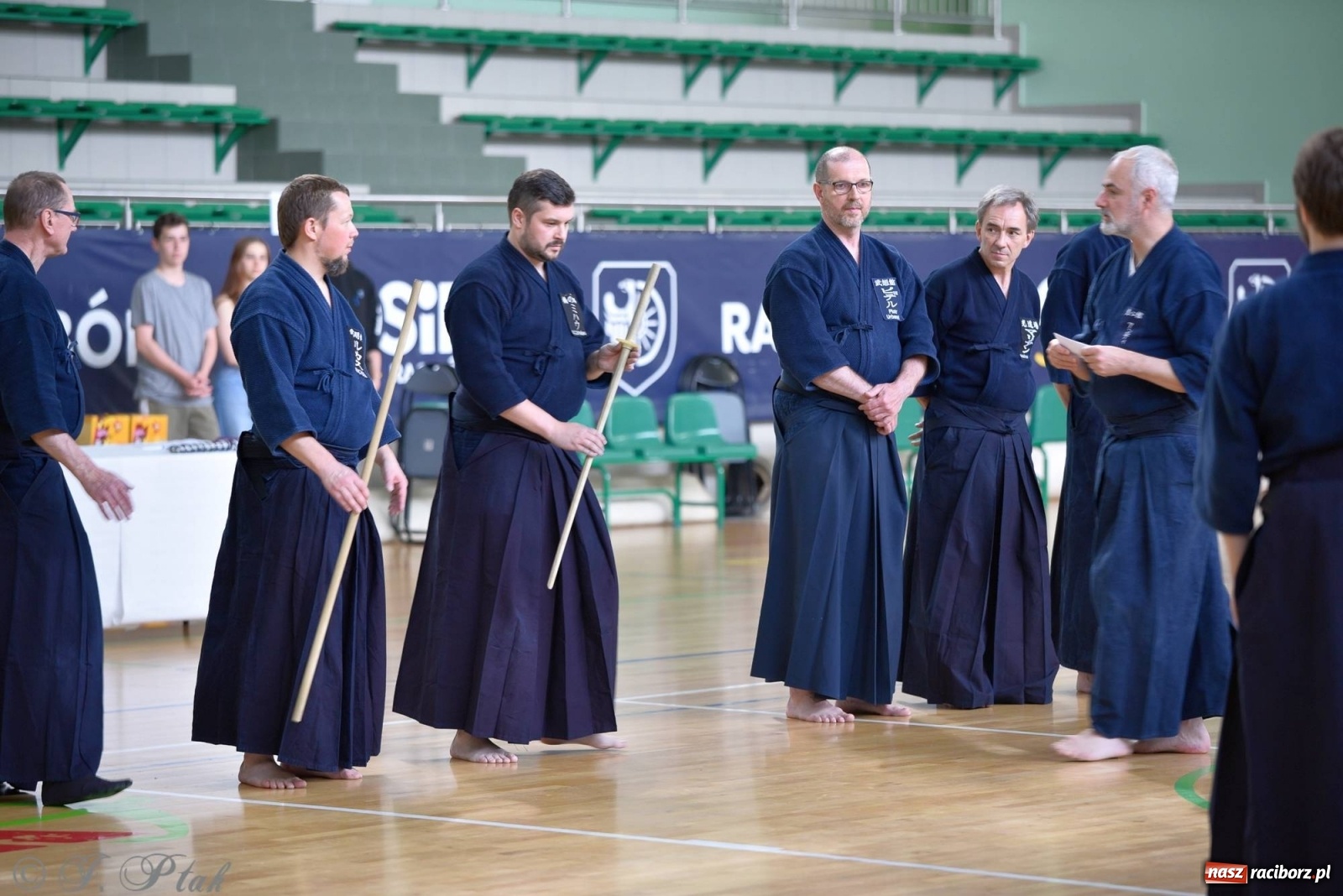 Zdjęcie w galerii na portalu naszraciborz.pl: W arenie przy Łąkowej trwają mistrzostwa Polski w Jodo i Iaido [FOTO] wiadomości z regionu