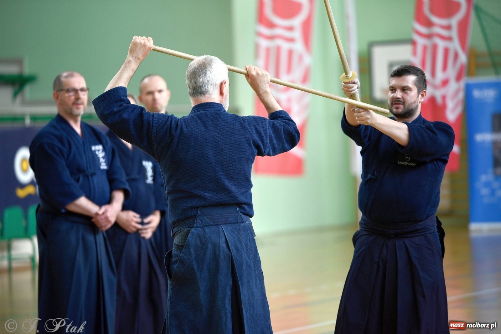 Zdjęcie w galerii na portalu naszraciborz.pl: W arenie przy Łąkowej trwają mistrzostwa Polski w Jodo i Iaido [FOTO] wiadomości z regionu
