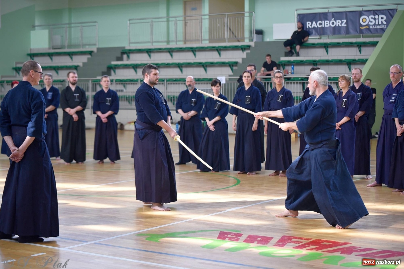 Zdjęcie w galerii na portalu naszraciborz.pl: W arenie przy Łąkowej trwają mistrzostwa Polski w Jodo i Iaido [FOTO] wiadomości z regionu