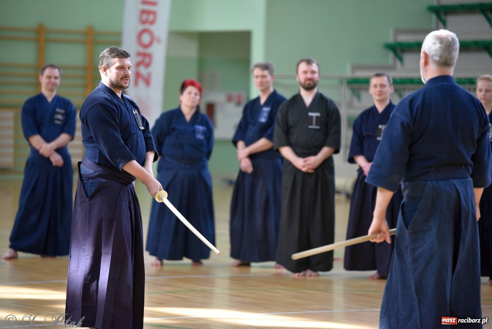 Zdjęcie w galerii na portalu naszraciborz.pl: W arenie przy Łąkowej trwają mistrzostwa Polski w Jodo i Iaido [FOTO] wiadomości z regionu
