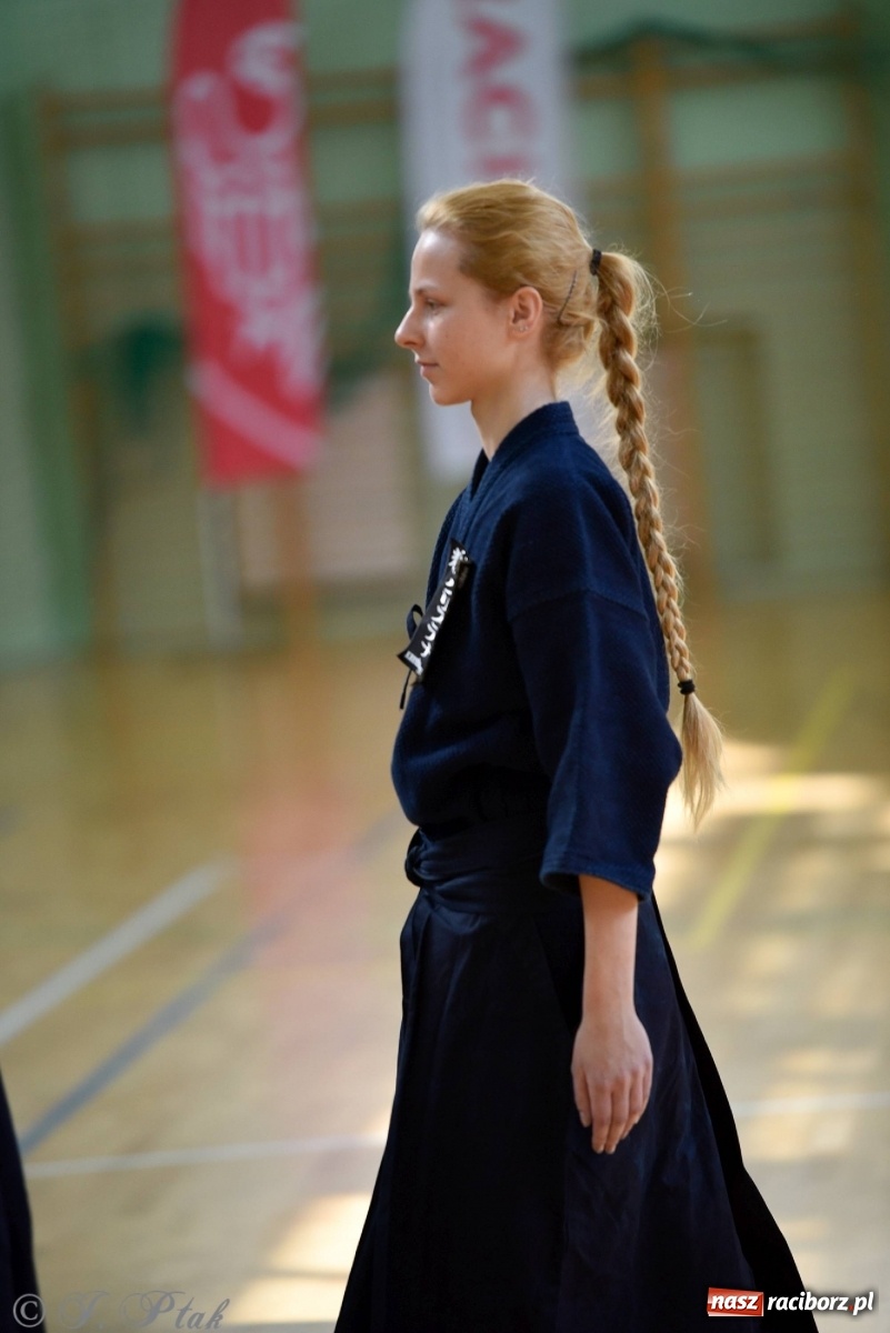 Zdjęcie w galerii na portalu naszraciborz.pl: W arenie przy Łąkowej trwają mistrzostwa Polski w Jodo i Iaido [FOTO] wiadomości z regionu