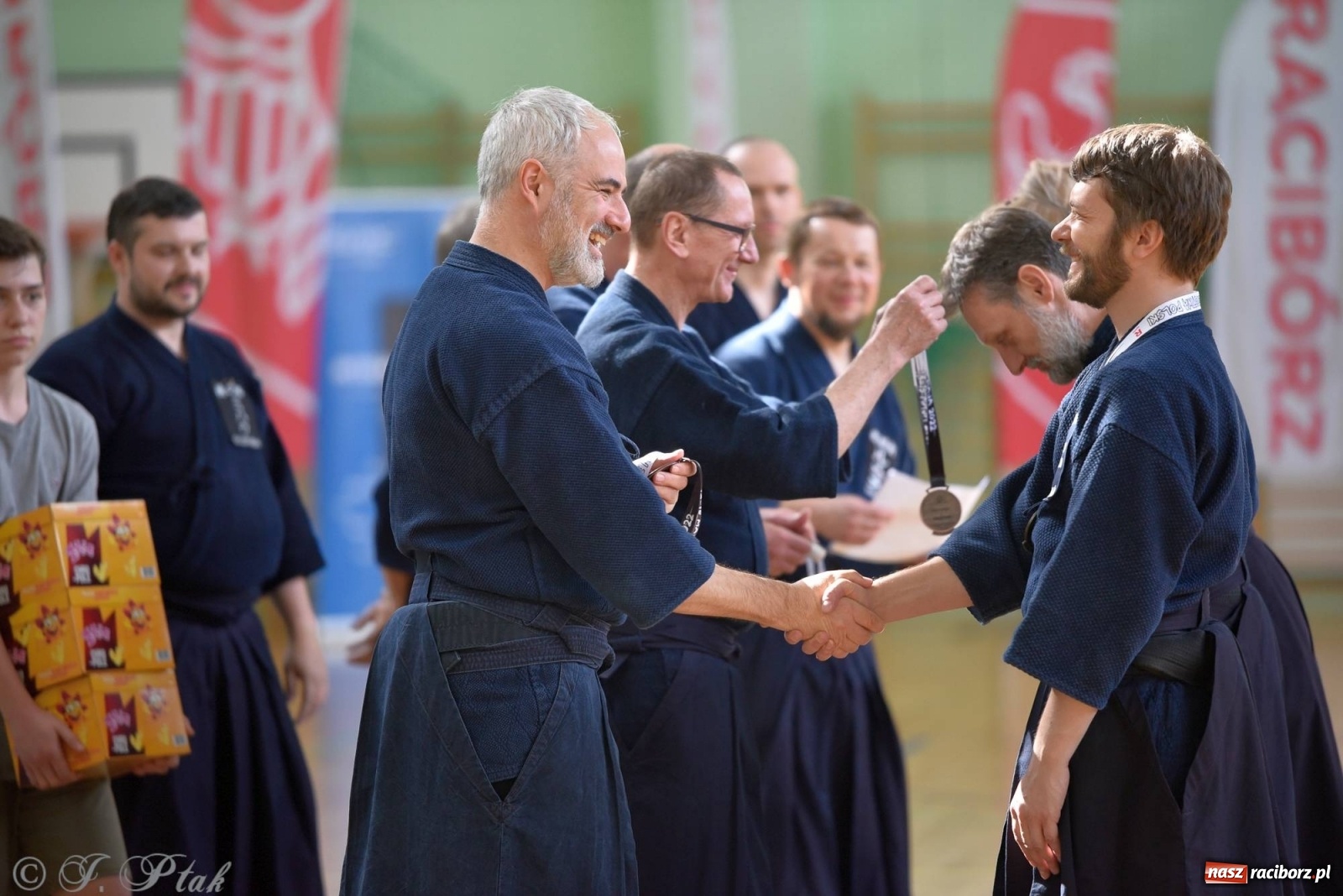 Zdjęcie w galerii na portalu naszraciborz.pl: W arenie przy Łąkowej trwają mistrzostwa Polski w Jodo i Iaido [FOTO] wiadomości z regionu