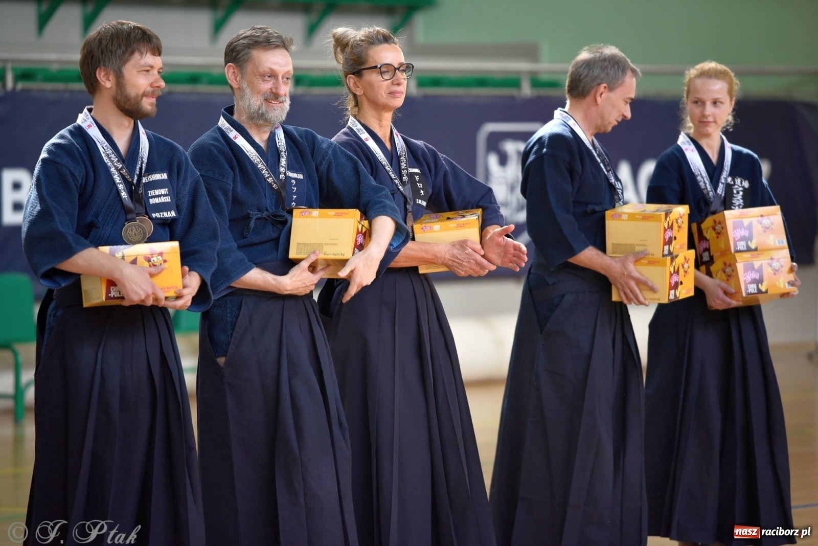 Zdjęcie w galerii na portalu naszraciborz.pl: W arenie przy Łąkowej trwają mistrzostwa Polski w Jodo i Iaido [FOTO] wiadomości z regionu