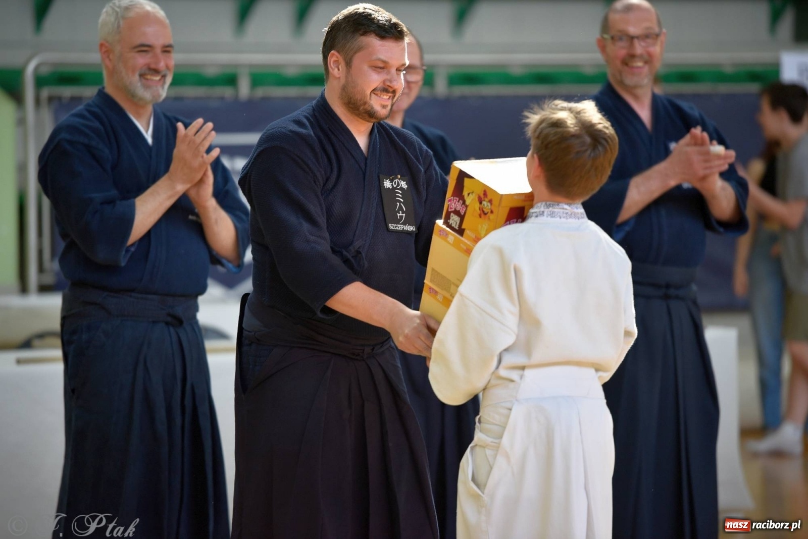 Zdjęcie w galerii na portalu naszraciborz.pl: W arenie przy Łąkowej trwają mistrzostwa Polski w Jodo i Iaido [FOTO] wiadomości z regionu
