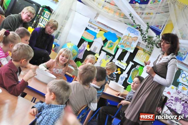 Zdjęcie w galerii na portalu naszraciborz.pl:  Dzień otwarty z mitologią w Markowicach wiadomości z regionu