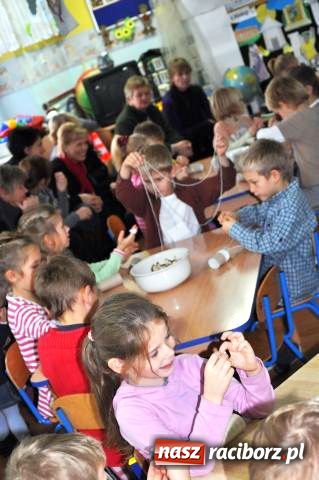 Zdjęcie w galerii na portalu naszraciborz.pl:  Dzień otwarty z mitologią w Markowicach wiadomości z regionu