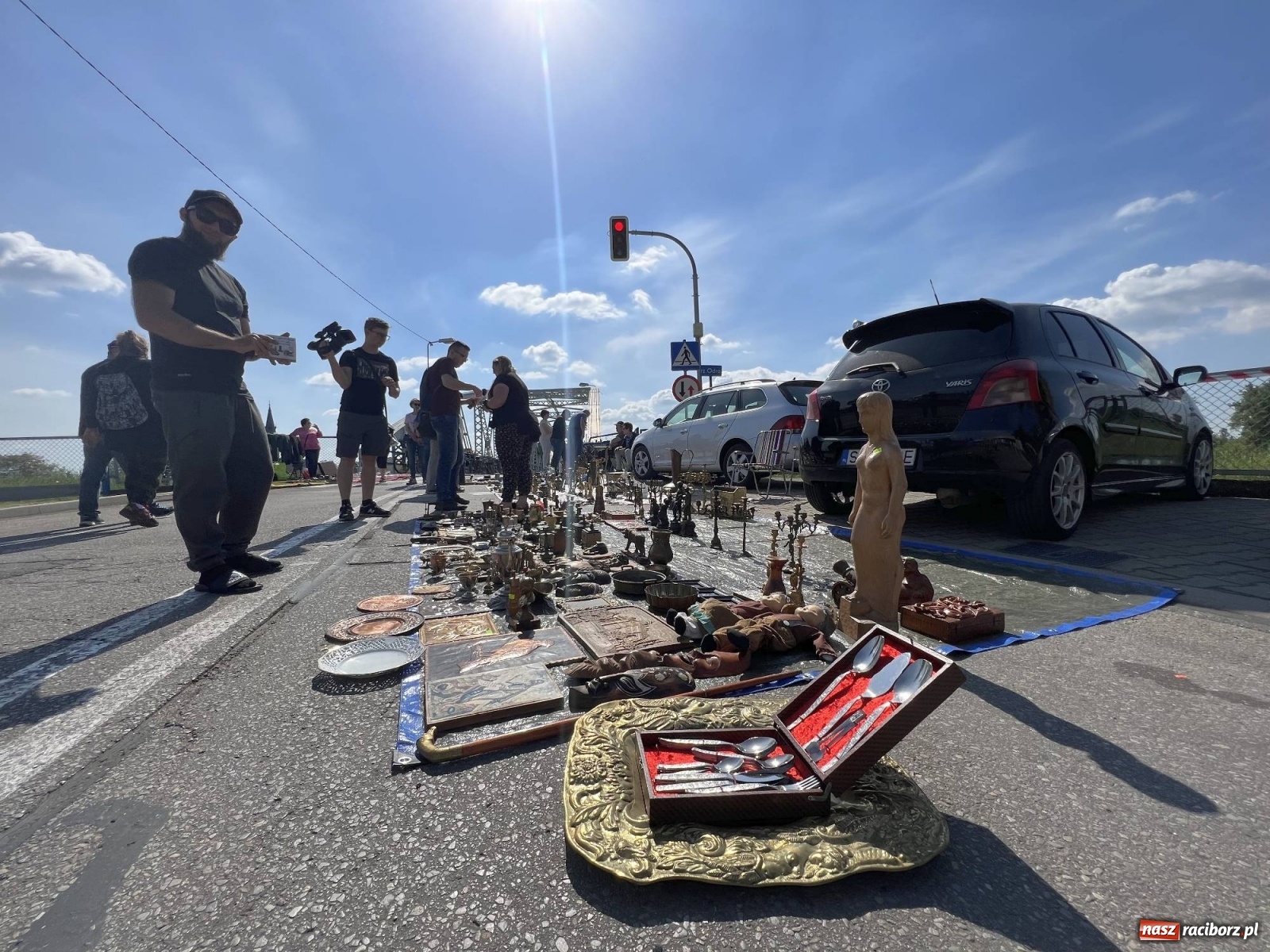 Zdjęcie w galerii na portalu naszraciborz.pl: Tłumy na jarmarku w Chałupkach [FOTO i WIDEO] wiadomości z regionu