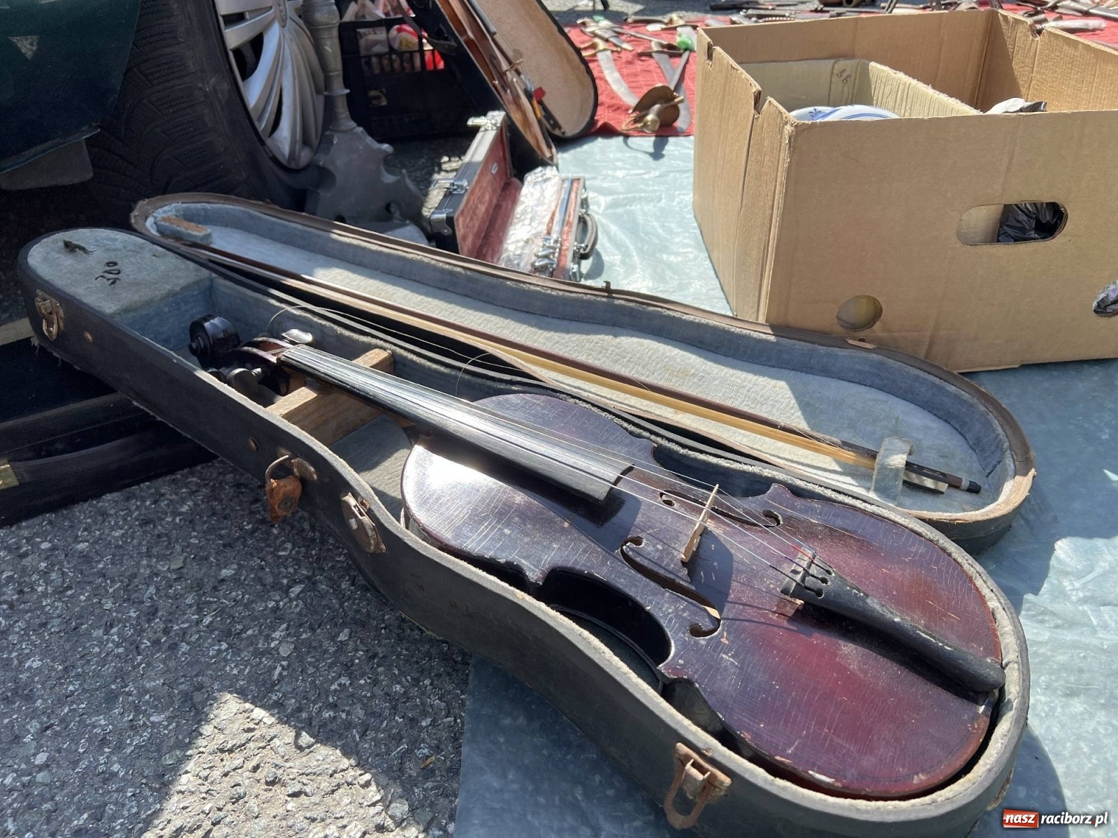 Zdjęcie w galerii na portalu naszraciborz.pl: Tłumy na jarmarku w Chałupkach [FOTO i WIDEO] wiadomości z regionu