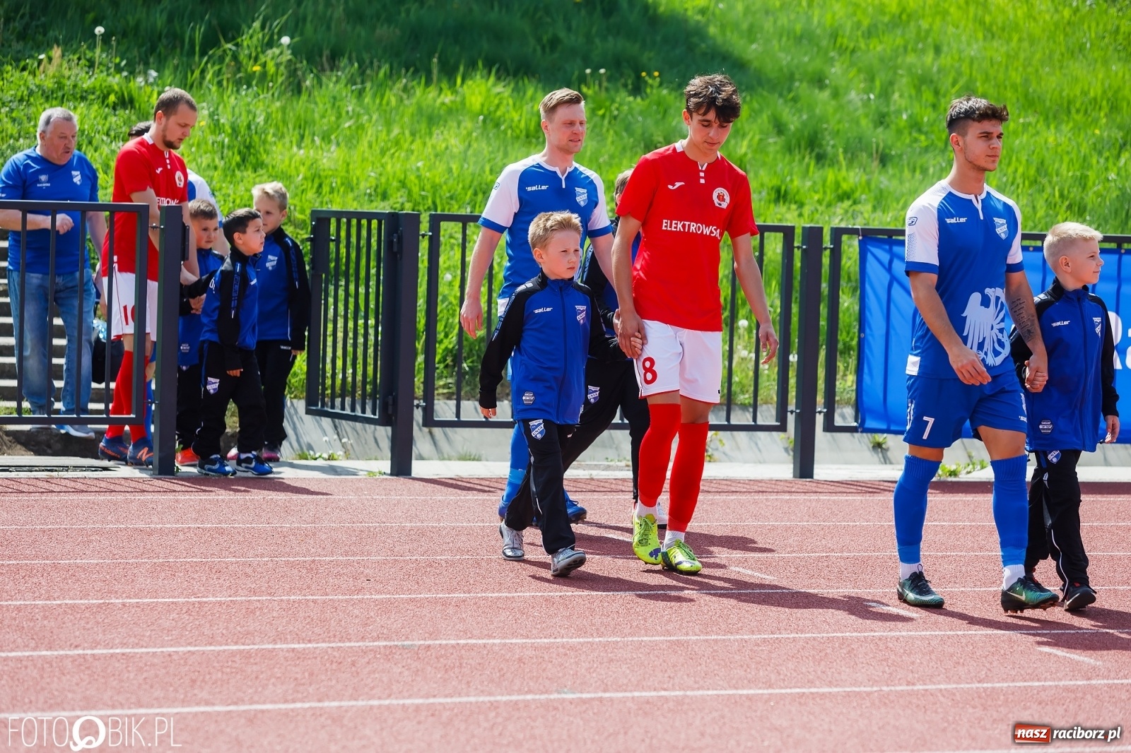 Zdjęcie w galerii na portalu naszraciborz.pl: Unia Krzanowice pokonała i fotel lidera zachowała [FOTO] wiadomości z regionu
