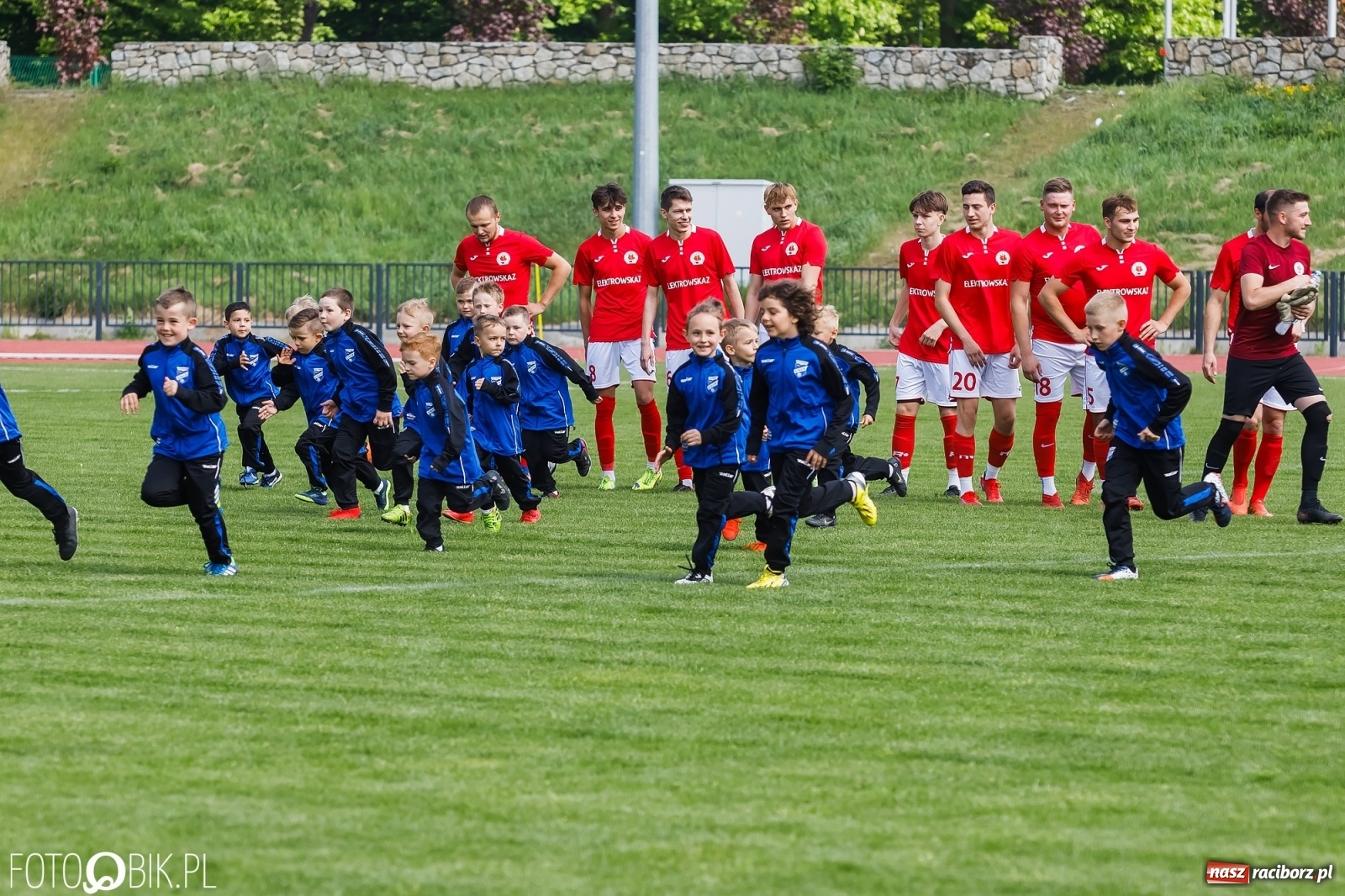 Zdjęcie w galerii na portalu naszraciborz.pl: Unia Krzanowice pokonała i fotel lidera zachowała [FOTO] wiadomości z regionu