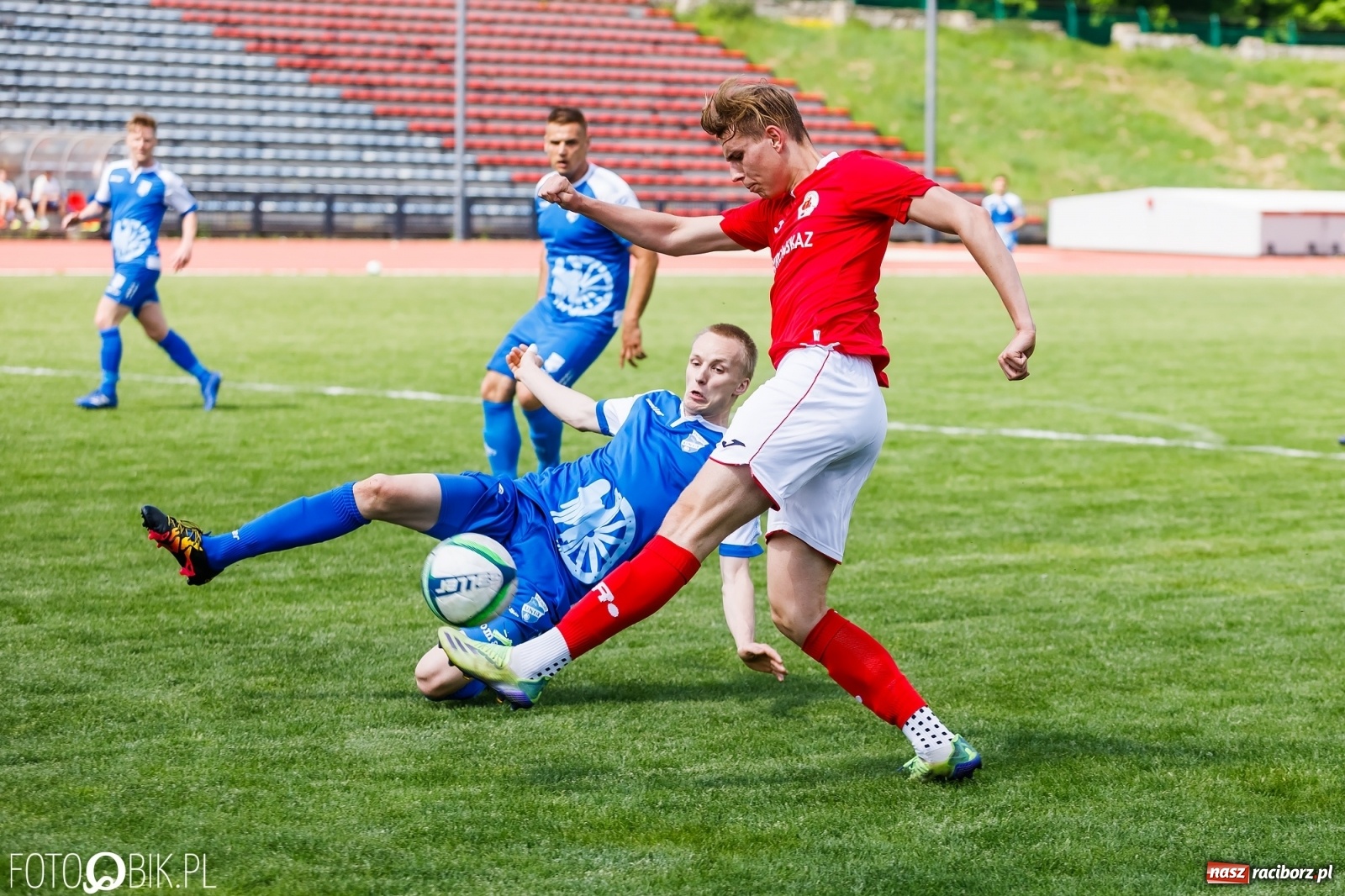 Zdjęcie w galerii na portalu naszraciborz.pl: Unia Krzanowice pokonała i fotel lidera zachowała [FOTO] wiadomości z regionu