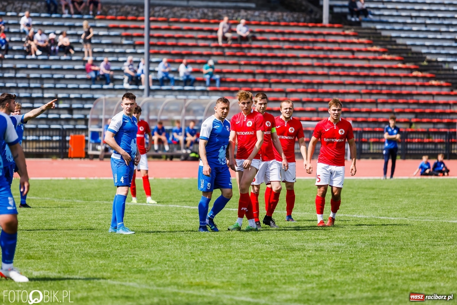 Zdjęcie w galerii na portalu naszraciborz.pl: Unia Krzanowice pokonała i fotel lidera zachowała [FOTO] wiadomości z regionu